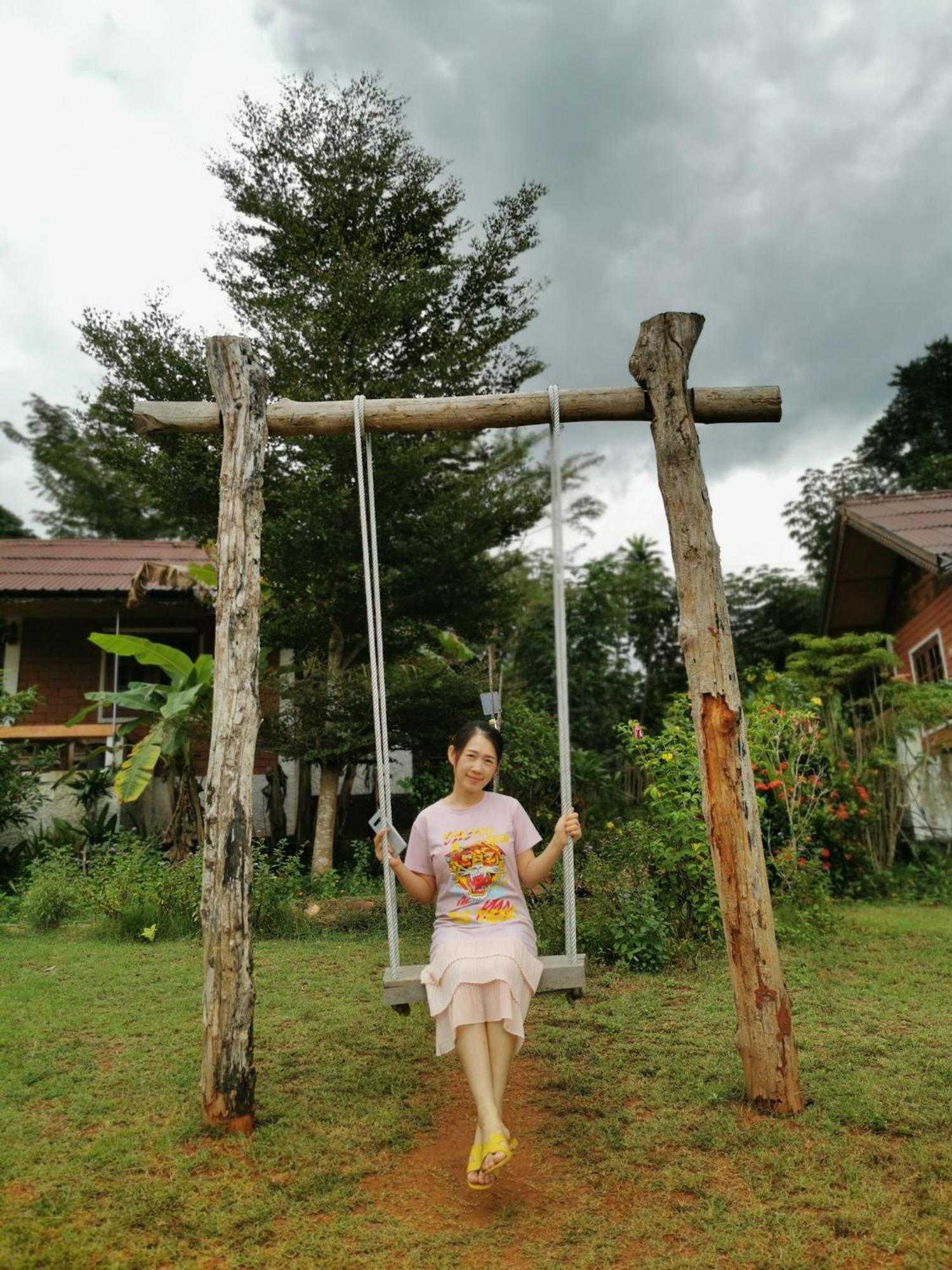 Hotel มนต์เมืองแจ่ม Mae Chaem Exteriér fotografie