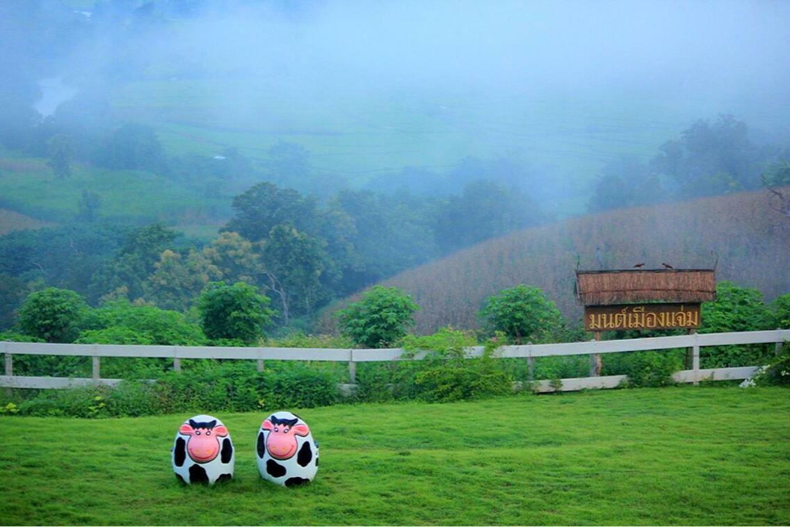 Hotel มนต์เมืองแจ่ม Mae Chaem Exteriér fotografie