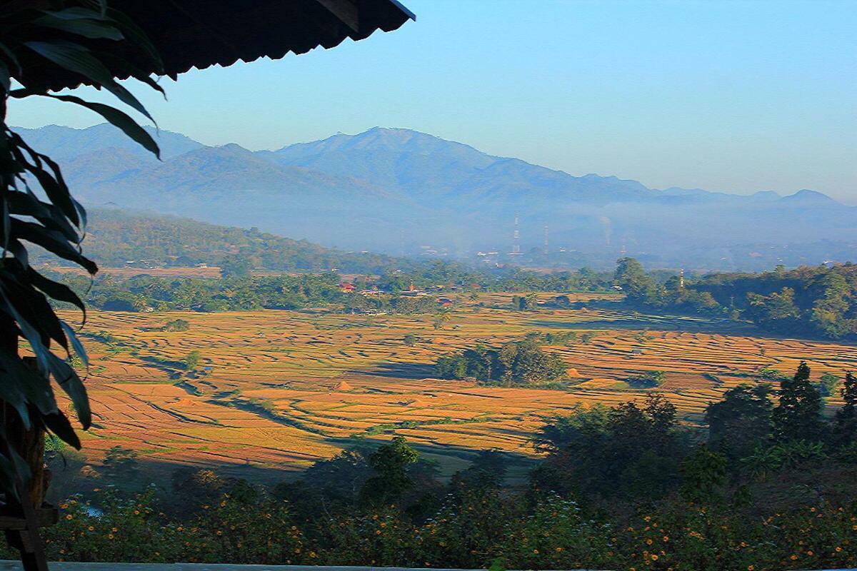 Hotel มนต์เมืองแจ่ม Mae Chaem Exteriér fotografie