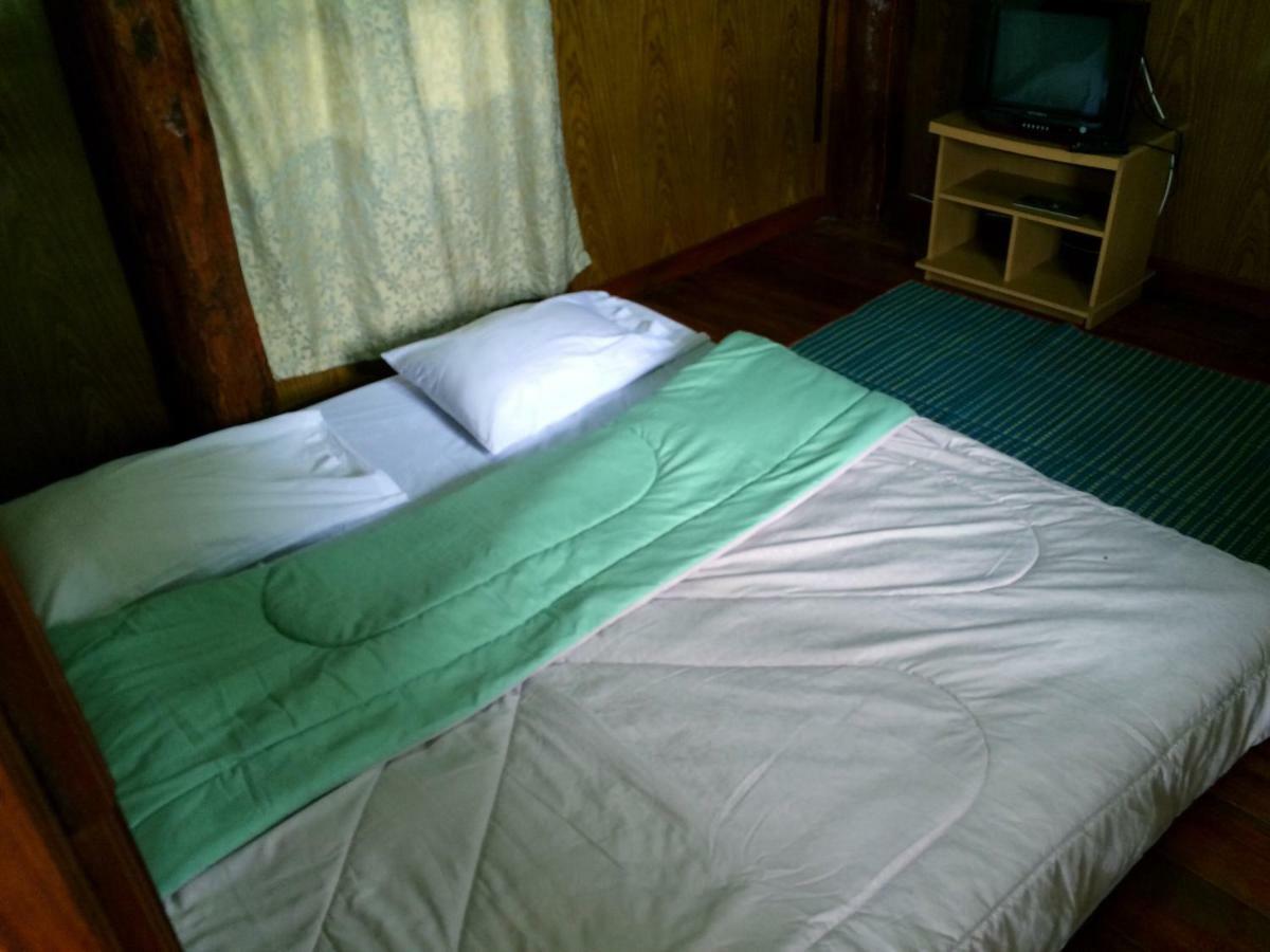 Hotel มนต์เมืองแจ่ม Mae Chaem Exteriér fotografie