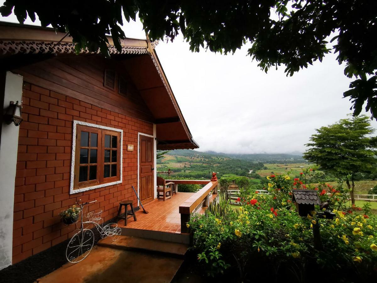 Hotel มนต์เมืองแจ่ม Mae Chaem Exteriér fotografie