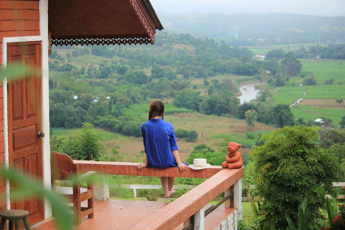 Hotel มนต์เมืองแจ่ม Mae Chaem Exteriér fotografie